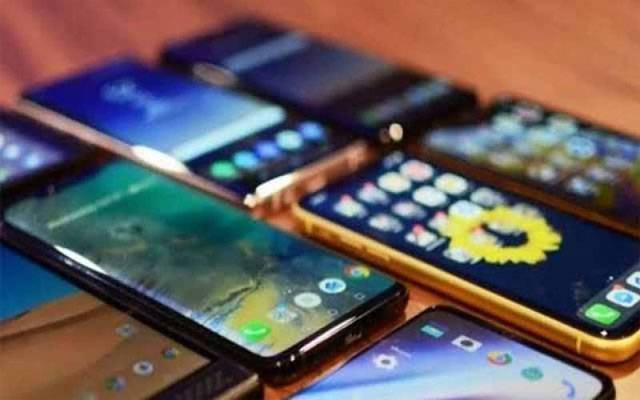 تین لاکھ والا موبائل 30 ہزار میں۔۔مگر کیسے؟