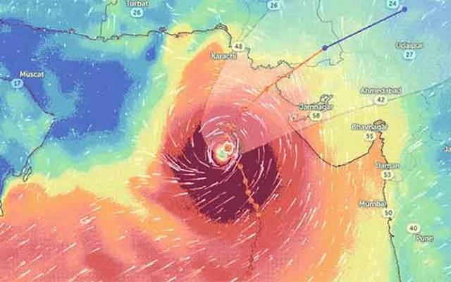 سمندری طوفان بائپر جوائے بھارتی ریاست گجرات سے ٹکرا گیا
