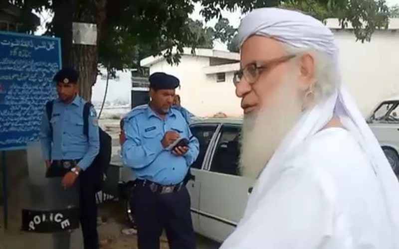 لال مسجد کے سابق خطیب پر دہشت گردی دفعات کے تحت مقدمہ درج