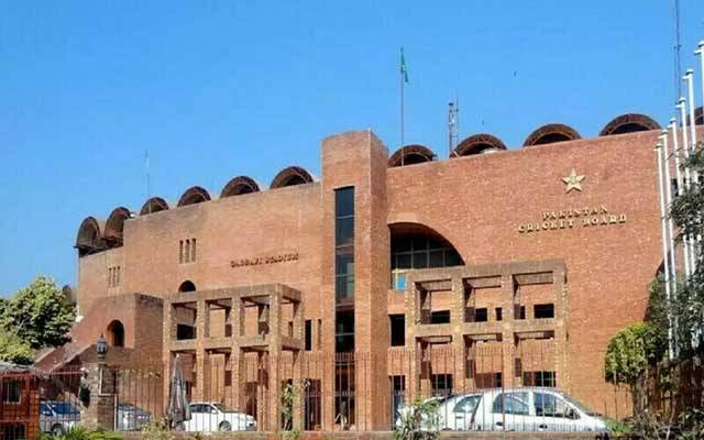 وفاقی حکومت کا پی سی بی مینجمنٹ کمیٹی کا آڈٹ کروانے کا فیصلہ