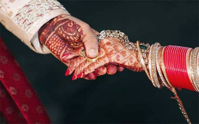 دلہن کو 4 کلو سونا، دلہا کو ساڑھے 6 کروڑ کی سلامی، شاہانہ شادی تنقید کی زد میں آگئی 