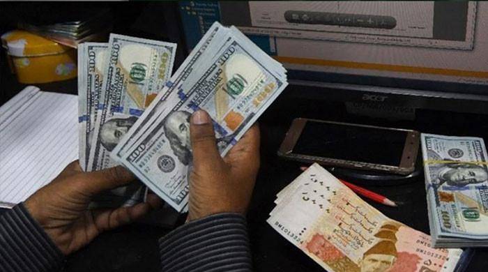 معیشت کیلئے اچھی خبریں،ڈالر کا ریٹ گر گیا