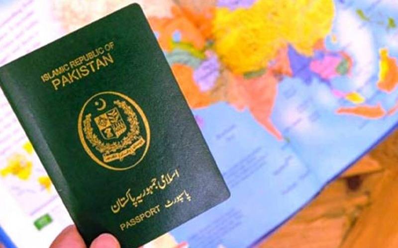 چھ ماہ میں پاکستان چھوڑ جانیوالوں کی تعداد میں حیرت انگیز اضافہ،یہ سب کہاں گئے؟