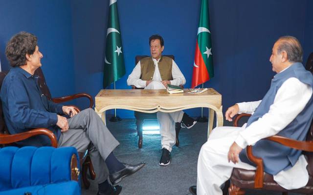 سندھ اور خیبرپختونخواء سے بڑی شخصیات پی ٹی آئی میں شامل