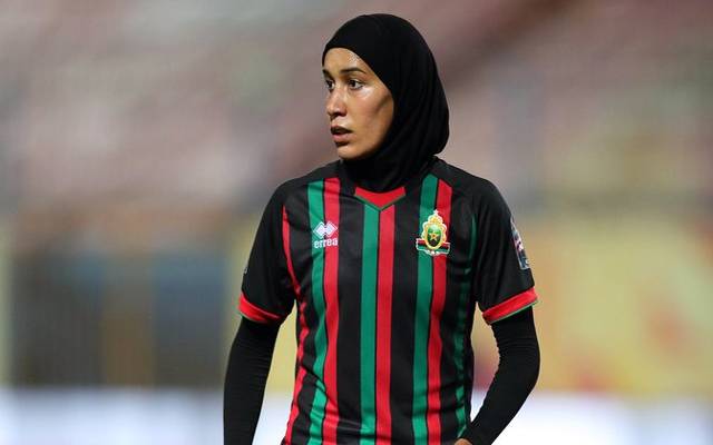 ویمنز ورلڈکپ،مراکشی کھلاڑی نوحیلہ بینزینا کو حجاب میں کھیلنے کی اجازت مل گئی