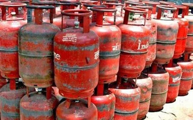 غریب جائے تو جائے کہاں ؟ایل پی جی قیمت میں چوتھی بار اضافہ 