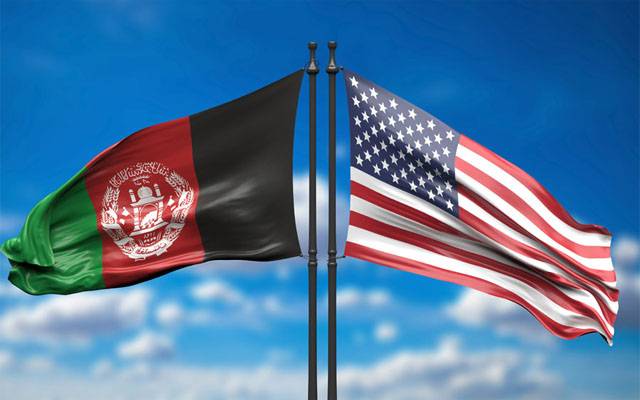 Des responsables américains et des talibans afghans face à face à la table des négociations