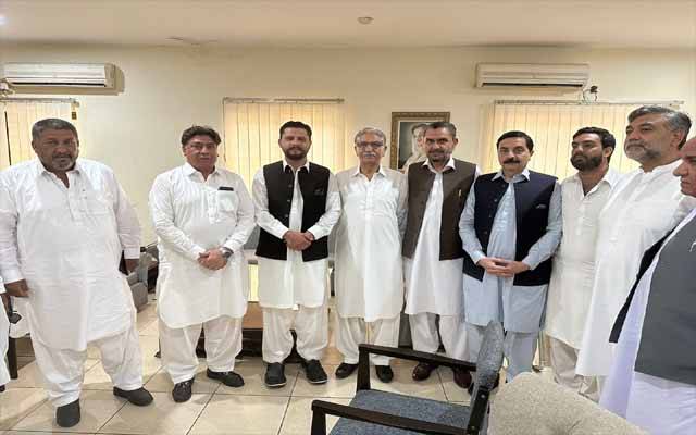 راولپنڈی کی اہم کاروباری سیاسی شخصیات نے پیپلز پارٹی میں شمولیت کا اعلان کر دیا