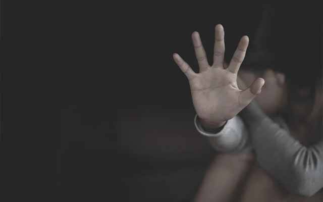 رانی پور: کمسن ملازمہ کی مبینہ تشدد سے ہلاکت کا معاملہ، قبرکشائی کے بعد بچی کی لاش کا پوسٹ مارٹم