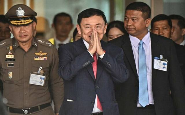 تھائی لینڈکے سابق وزیراعظم وطن پہنچتے ہی گرفتار
