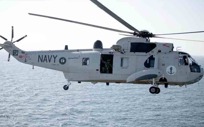 پاک بحریہ کا ہیلی کاپٹر گر کر تباہ، 2 افسران اور ایک جوان شہید 