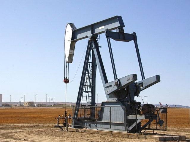 سعودی عرب کا تیل کی پیداوار میں کمی کے فیصلے میں توسیع کا اعلان  
