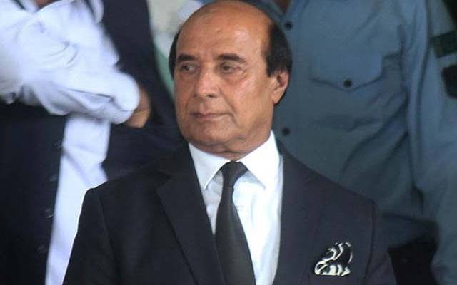 پاکستان پیپلز پارٹی نے سردارلطیف کھوسہ کو شوکاز نوٹس جاری کردیا جس کے  متن میں کہا گیا ہے کہ کرپشن پرقید پی ٹی آئی چیئرمین کی نمائندگی آپ نے کیوں کی