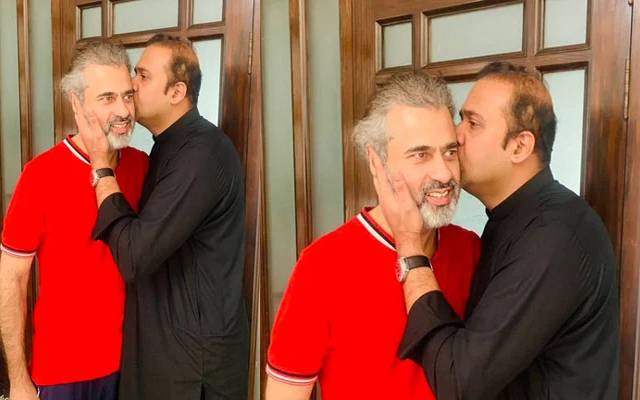  4 ماہ بعد بازیاب ہونے والے صحافی و اینکر عمران ریاض خان کی پہلی  تصویر منظرِ عام پر آگئی۔