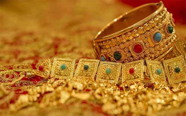 سونا مزید سستا، فی تولہ قیمت میں 3500 روپے کمی