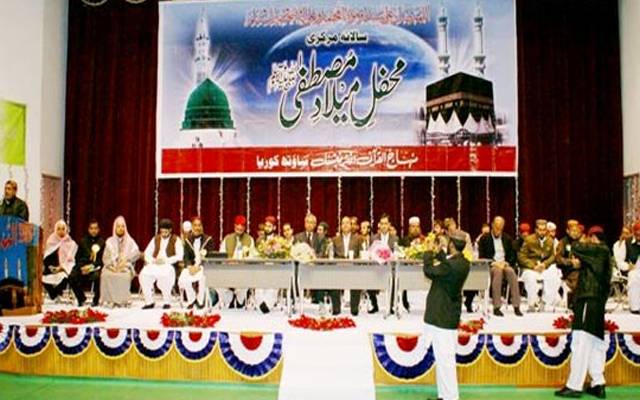  عید میلادالنبی صلی اللہ علیہ وسلم کی مناسبت سے سوہاوہ میں حسن قرات کانفرنس کا اہتمام کیا گیا جس میں عالمی شہرت یافتہ مختلف ممالک سے قاری حضرات نے شرکت کی اور قران پاک کہ تلاوت سے ہزاروں عاشقان رسول کے دلوں کو منور کیا