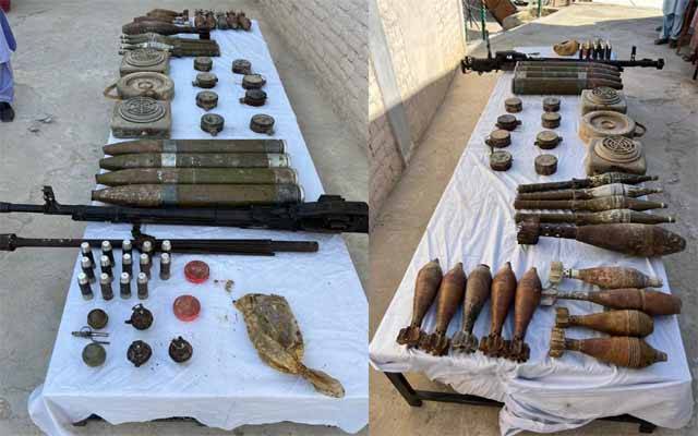 کوئٹہ: حساس اداروں کی اطلاع پرلیویز کی کارروائی، بڑی تعداد میں اسلحہ و گولہ بارود برآمد