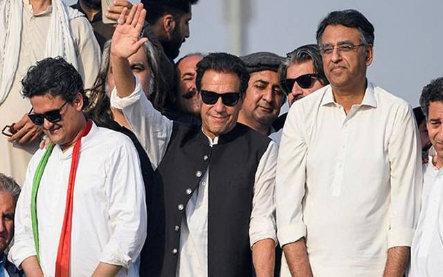 خواہش ہے عمران خان اور نواز شریف انتخابی مہم کیلئے فری ہوں: اسد عمر