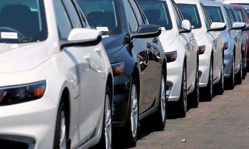 قیمتوں میں بڑی کمی،گاڑیوں کے شوقین افراد کیلئے اچھی خبر آ گئی
