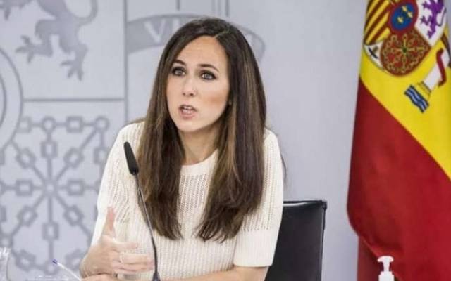  سپین کی وزیر برائے سماجی امور آئیونی بیلارا نے یورپی ممالک سے “اسرائیل کے ساتھ سفارتی تعلقات منقطع کرنے اور اقتصادی پابندیاں عائد کرنے” کا مطالبہ کر دیا ہے۔
