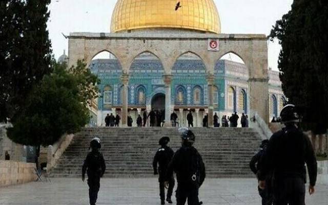 اسرائیل نے مسجد اقصیٰ میں مسلمانوں کے داخلے پر پابندی عائد کر دی۔
