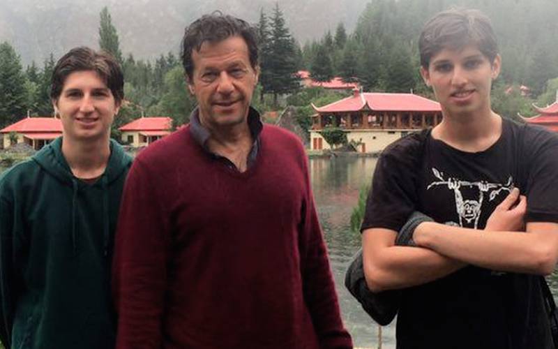 بیٹوں سے ہر ہفتے بات کرائی جائے، چیئرمین پی ٹی آئی نے درخواست دائر کردی