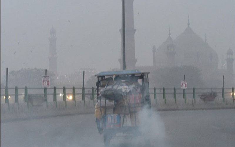 باغوں کا شہر لاہور فضائی آلودگی کی فہرست میں پہلے نمبر پر