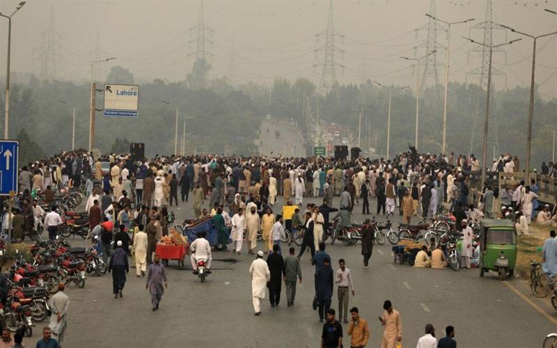فیض آباد دھرنے کے دوران مجھ پر فیض حمید کا شدید دباؤ تھا، ابصار عالم کا بیان حلفی