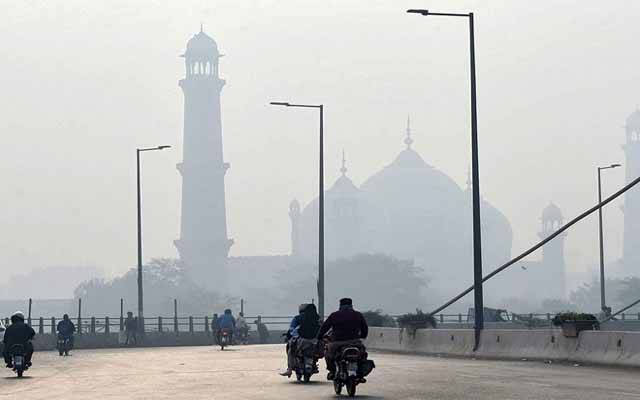 دنیا بھر میں لاہور آلودگی کے اعتبار سےپہلےنمبر پر آ گیا