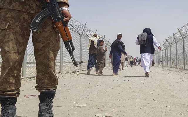 ڈیڈ لائن کو14روز گزر گئے،غیر ملکی تارکین وطن کا انخلا سست روی کا شکار