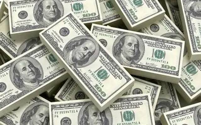 انٹر مارکیٹ میں ڈالر 76پیسے سستا ہوگیا۔ 
