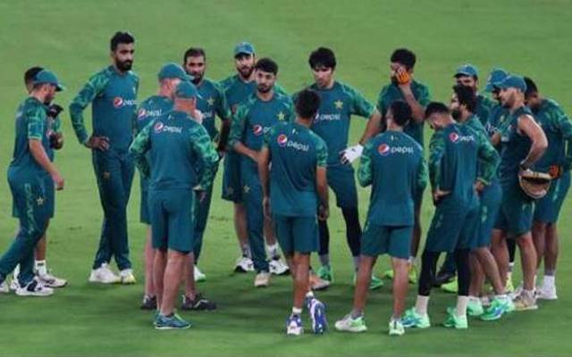  پاکستان کرکٹ بورڈ (پی سی بی) کی جانب سے حالیہ آئی سی سی ولڈ کپ میں پاکستان کی ناقص کارکردگی کے بعد ٹیم میں بڑی ردو بدل کردی گئی ہے۔ 