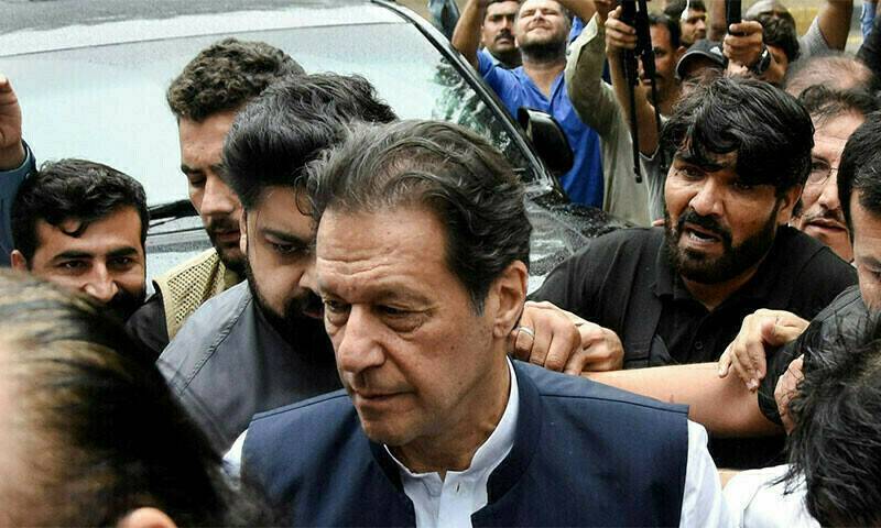 عمران خان کیخلاف القادر ٹرسٹ اور توشہ خانہ کیس کے جیل ٹرائل کا نوٹیفکیشن جاری