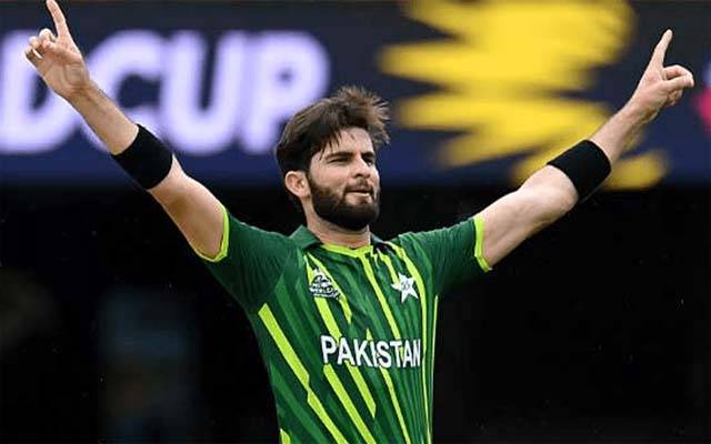 شاہین نے سڈنی ائیرپورٹ پر کھلاڑیوں کے خود سامان ٹرک میں رکھنے کی وجہ بتا دی