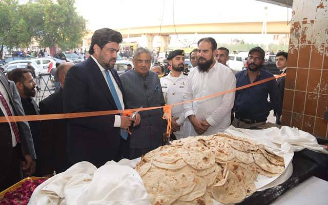  تنور سے عوام کو 2 روپے میں روٹی کی فراہمی شروع