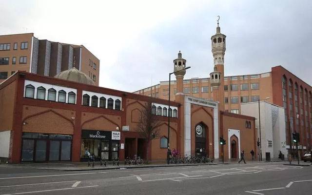 برطانیہ میں نماز کے دوران مسجد کو بم سے اڑانے کی دھمکی