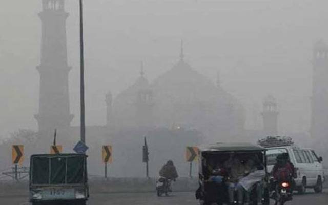 فضائی آلودگی کے اعتبار سے لاہور آلودہ ترین شہروں میں پہلے نمبر پر آگیا۔