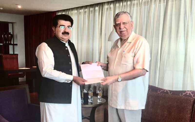 سینٹر شوکت ترین کا استعفیٰ منظور