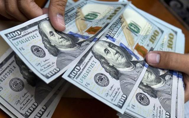 اوپن مارکیٹ میں روپے کے مقابلے ڈالر کی قدر میں کمی کا سلسلہ جاری ہے۔ اوپن مارکیٹ میں ڈالر 25 پیسے سستا ہوگیا۔ 