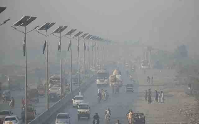  لاہور آلودگی کے اعتبار سے دنیا بھر میں چوتھے نمبر پر آگیا 
