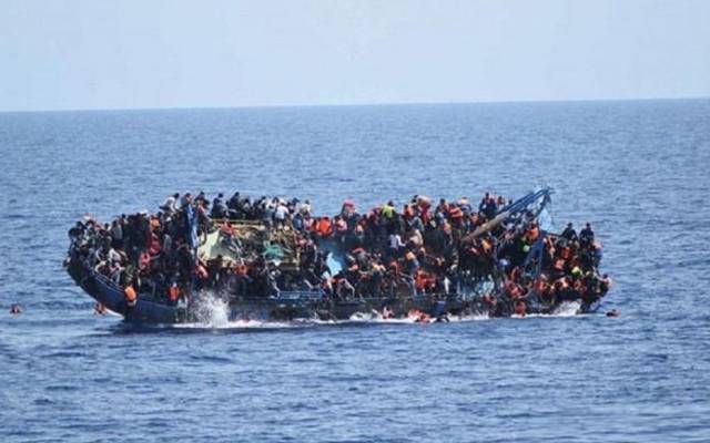  مغربی لیبیا کے قریب تارکین وطن کی کشتی سمندر میں ڈوبنے کے نتیجے میں 61 افراد ہلاک ہوگئے، مرنے والوں میں بچے اور خواتین بھی شامل ہیں۔
