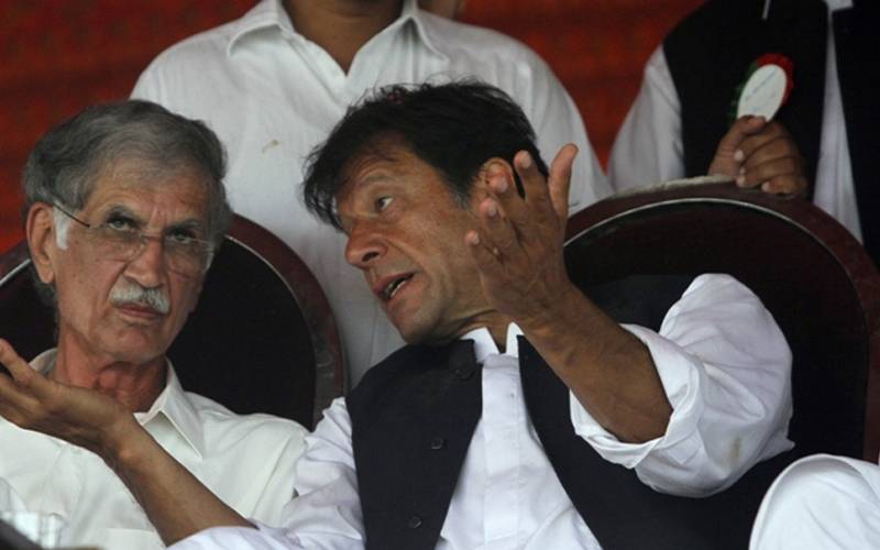عمران خان ہٹ دھرم،کسی کی بات نہیں سنتے صرف اپنی چلاتے،پرویز خٹک