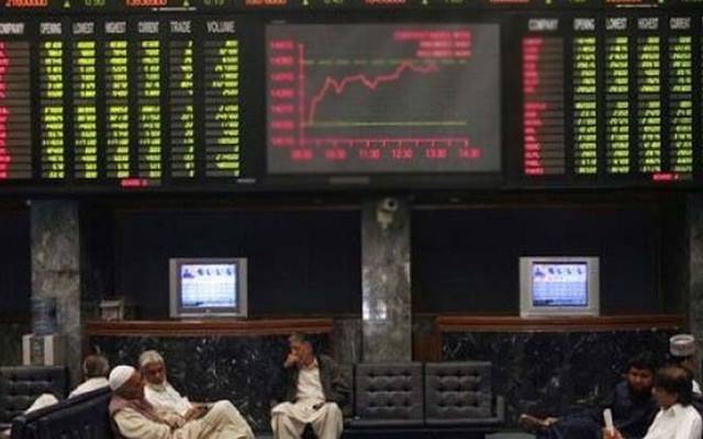  پاکستان اسٹاک ایکسچینج میں کاروباری ہفتے کے پہلے روز ابتدائی ٹریڈنگ کے دوران مثبت رجحان دیکھا گیا ہے۔