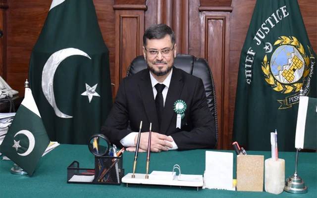 وکلا سے بدتمیزی، چیف جسٹس پشاور ہائیکورٹ کا پولیس اہلکاروں کیخلاف کارروائی کا حکم