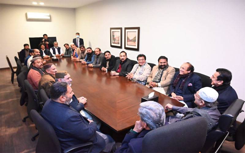 آصف زرداری کی سربراہی میں پی پی ملتان ڈویژن کے عہدیداروں کا مشترکہ اجلاس، انتخابی مہم پر بات چیت