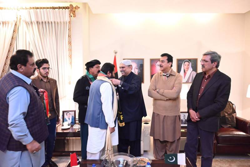 پاکستان مسلم لیگ (ن)کے ٹکٹ ہولڈر سمیت متعدد رہنماؤں کا پیپلز پارٹی میں شمولیت کا اعلان 