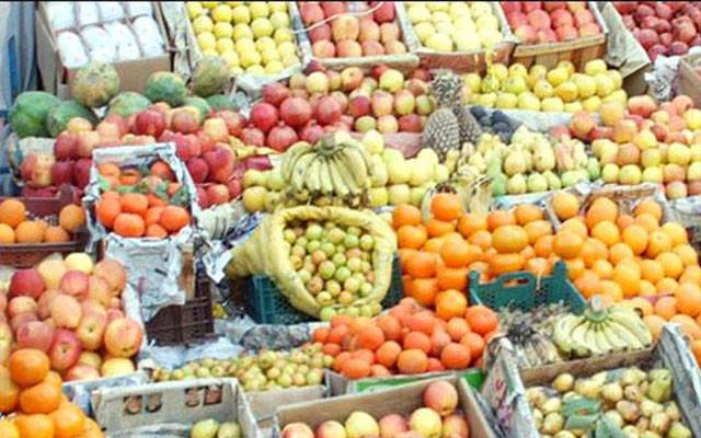پھلوں کی قیمتیں آسمانوں سے باتیں کرنے لگیں