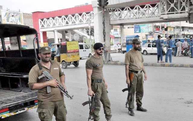 بیرسٹر گوہر کے گھر چھاپہ کیوں مارا؟ پولیس نےاہم بیان جاری کر دیا 