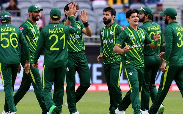  غیر ملکی لیگز کھیلنی ہےتو پہلے ڈومیسٹک میچز کھیلیں پاکستان کرکٹ ٹیم مینجمنٹ نے کھلاڑیوں کو دو ٹوک انداز میں واضح کردیا 