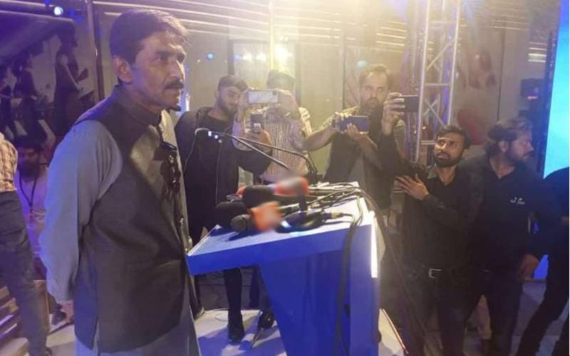 جس کی حکومت ہوتی ہے وہ بورڈ میں اپنے بندے لیکر آتا ہے: جاوید میانداد